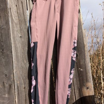 Better Sports Performance 1x Leggings, Dark Pink & Black Sheer Floral Print W...
